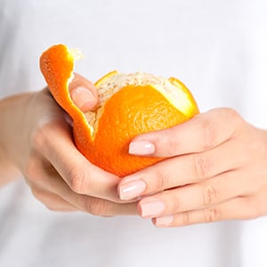 One of the benefits of orange peel is that it has a powerful antioxidant which is excellent for lungs cleansing.